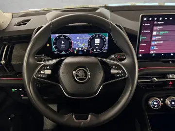 SKODA Kodiaq 1.5 TSI mHEV Selection DSG Matrix Navi AC
