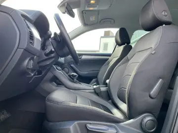 SKODA Kodiaq 2.0 TDI DSG Tour 219€ m.20% Anz. Navi ACC