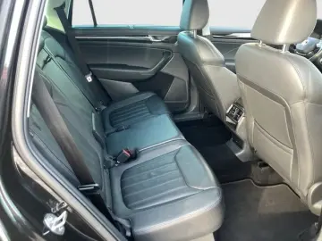 SKODA Kodiaq 2.0 TDI DSG L&K AHK LED LEDER NAVI PANO