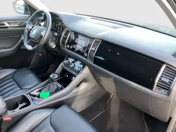 SKODA Kodiaq 2.0 TDI DSG L&K AHK LED LEDER NAVI PANO