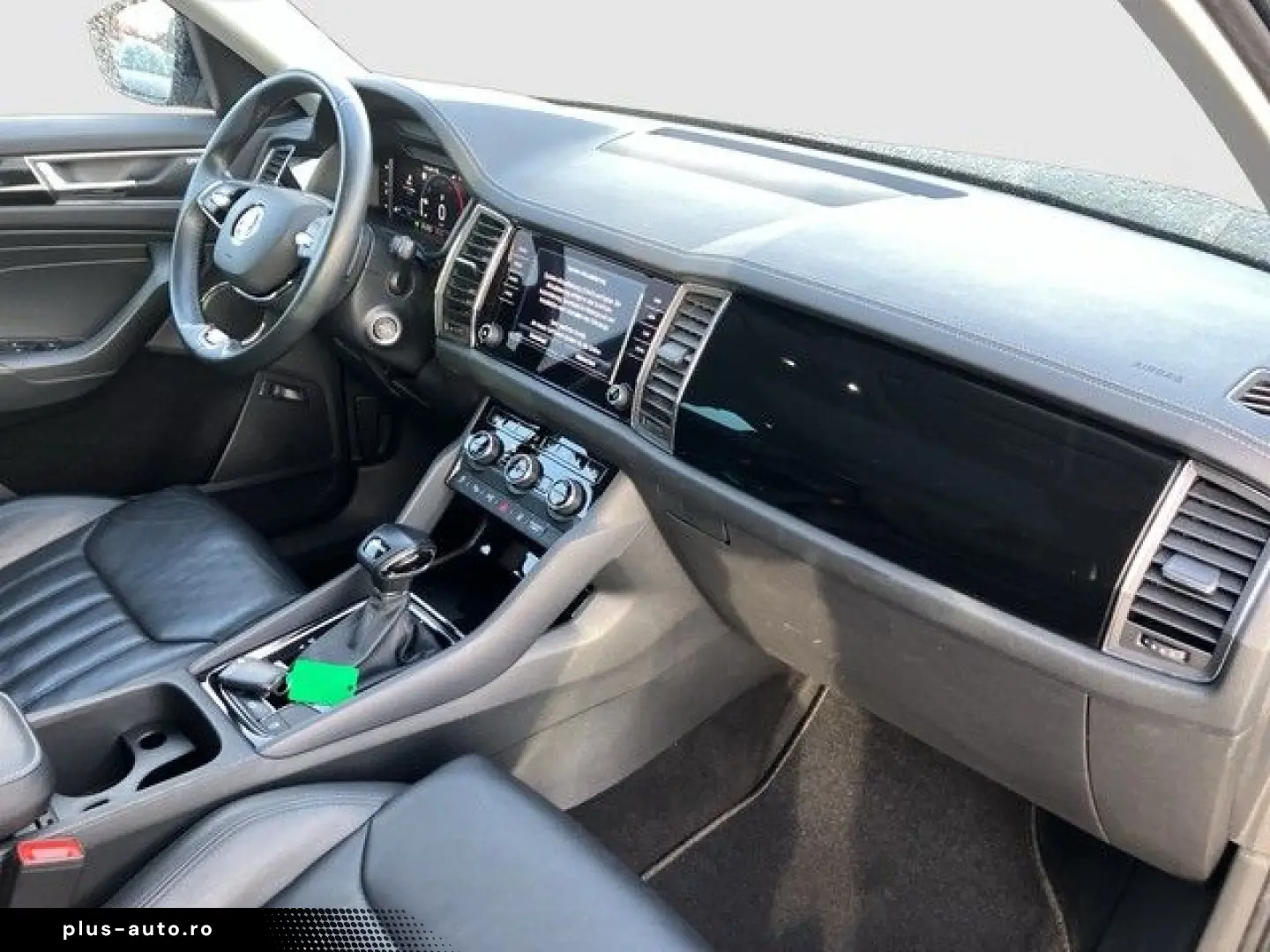 SKODA Kodiaq 2.0 TDI DSG L&K AHK LED LEDER NAVI PANO