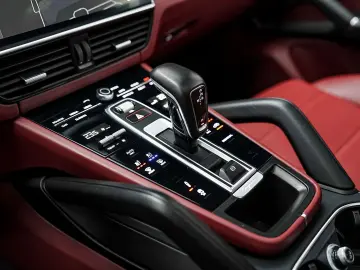 Porsche Cayenne-Coupe