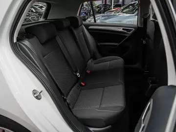 Volkswagen Golf Gen-Vii-2012-2020