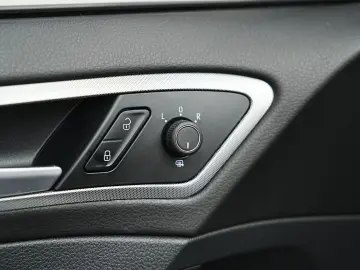 Volkswagen Golf Gen-Vii-2012-2020