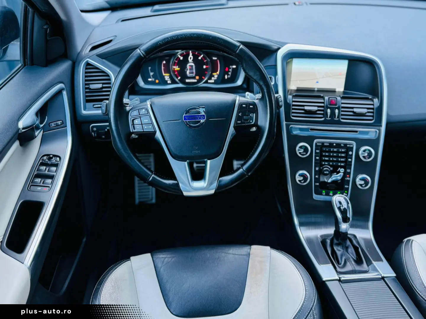 VOLVO XC60 D5 POLESTAR   2.0 DIESEL 200CP   FAB 09.2015