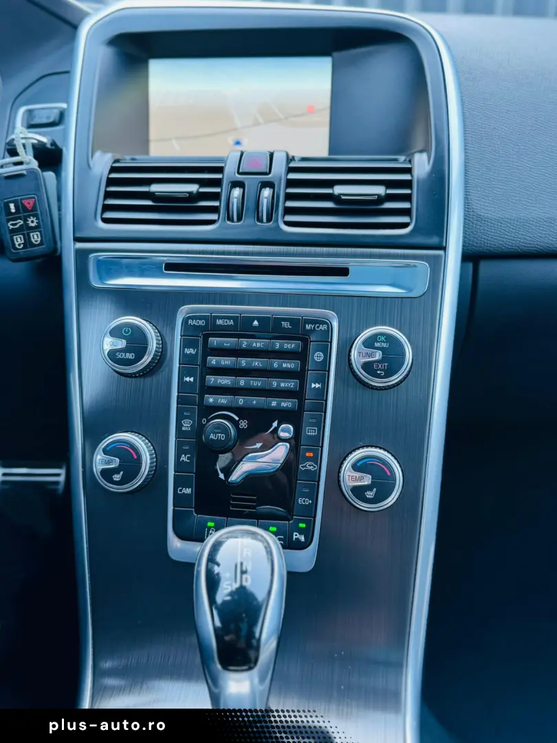 VOLVO XC60 D5 POLESTAR   2.0 DIESEL 200CP   FAB 09.2015