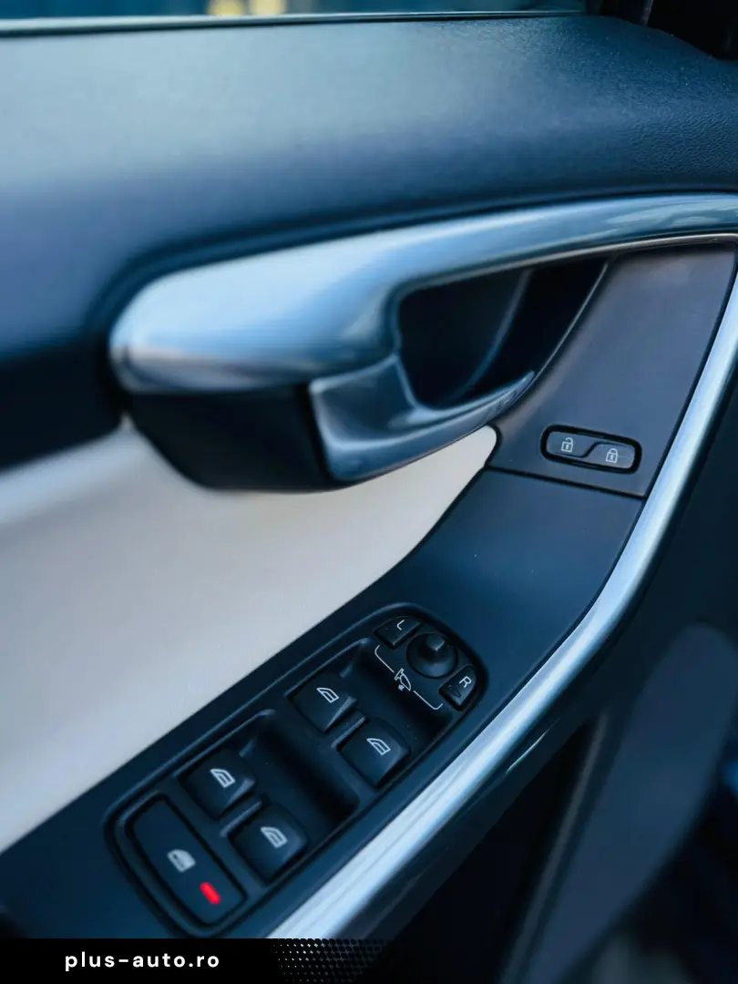 VOLVO XC60 D5 POLESTAR   2.0 DIESEL 200CP   FAB 09.2015