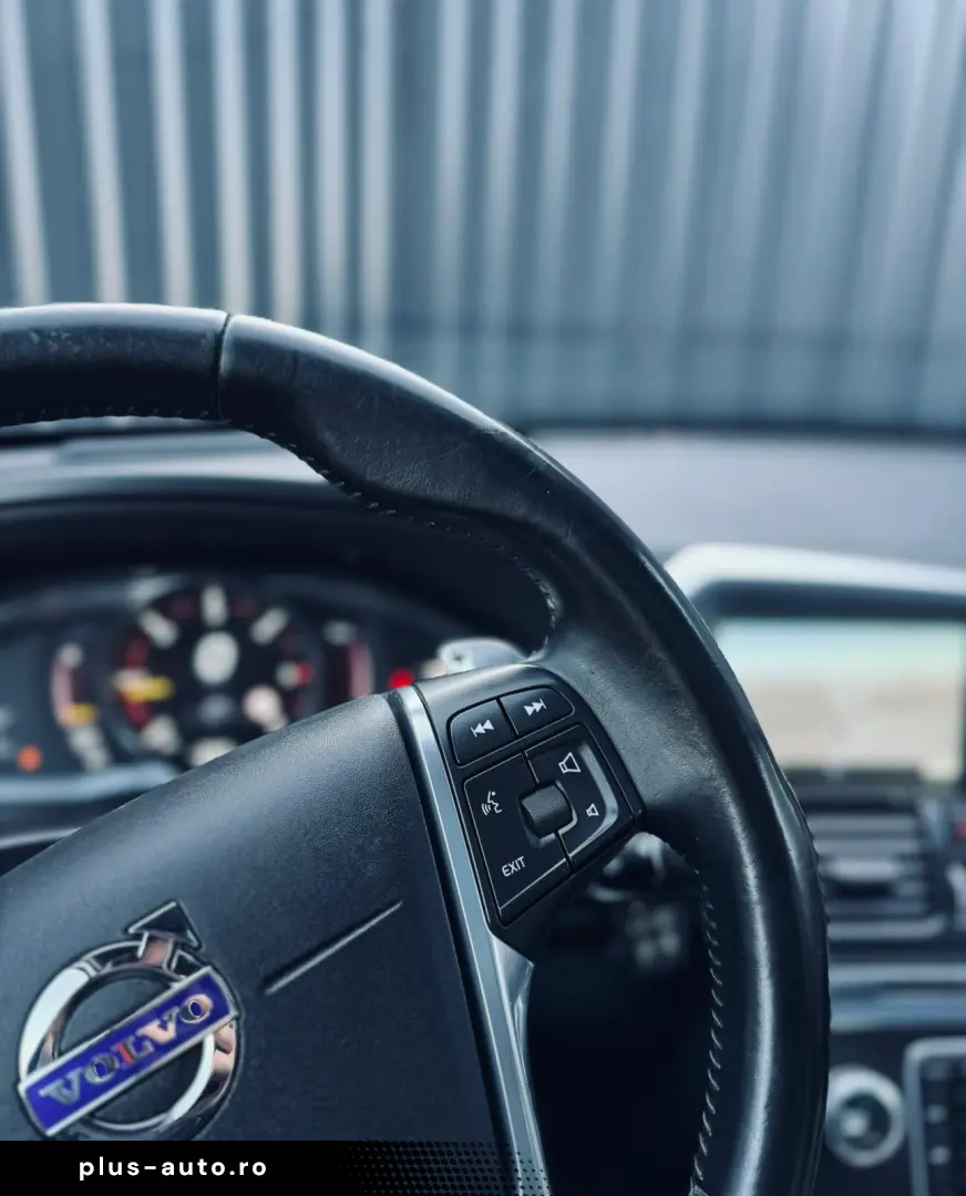 VOLVO XC60 D5 POLESTAR   2.0 DIESEL 200CP   FAB 09.2015