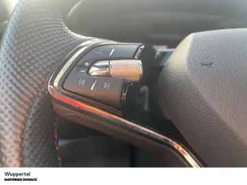 SKODA Kodiaq RS 2.0 TSI 4M DSG NAVI AHK DCC ACC LED SH