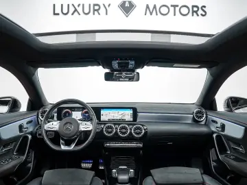 Mercedes-Benz Cla-180