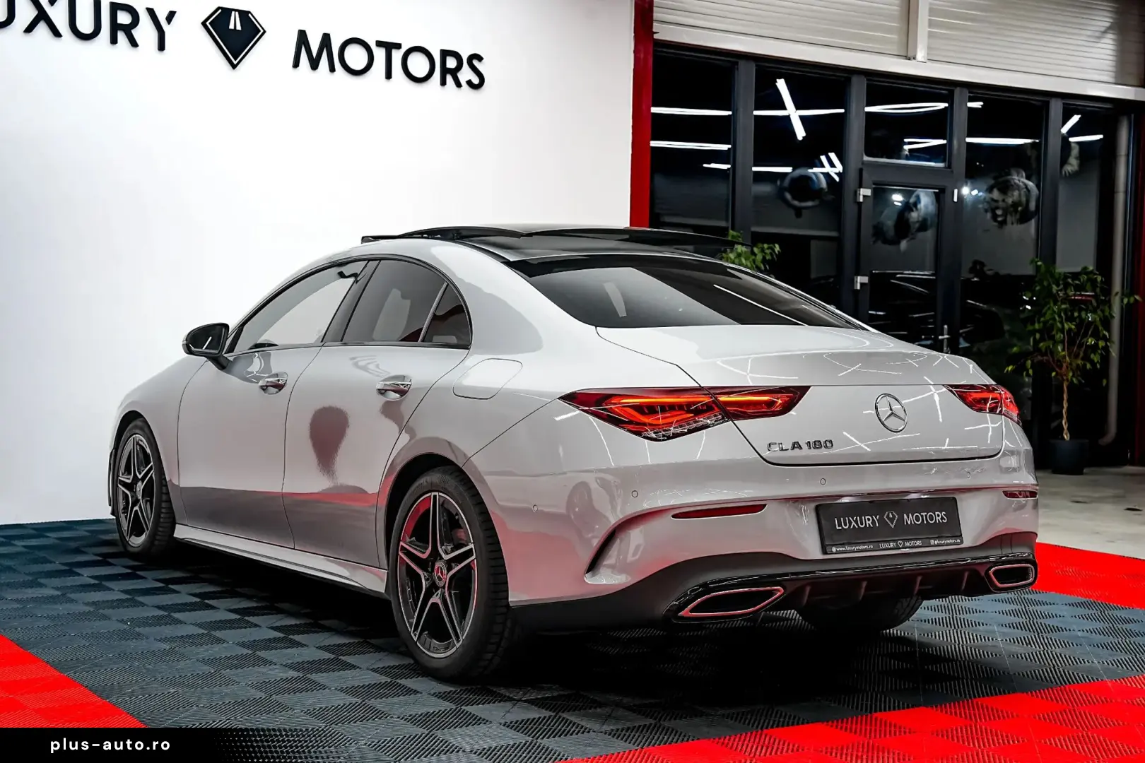 Mercedes-Benz Cla-180