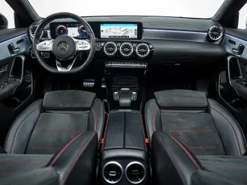 Mercedes-Benz Cla-180