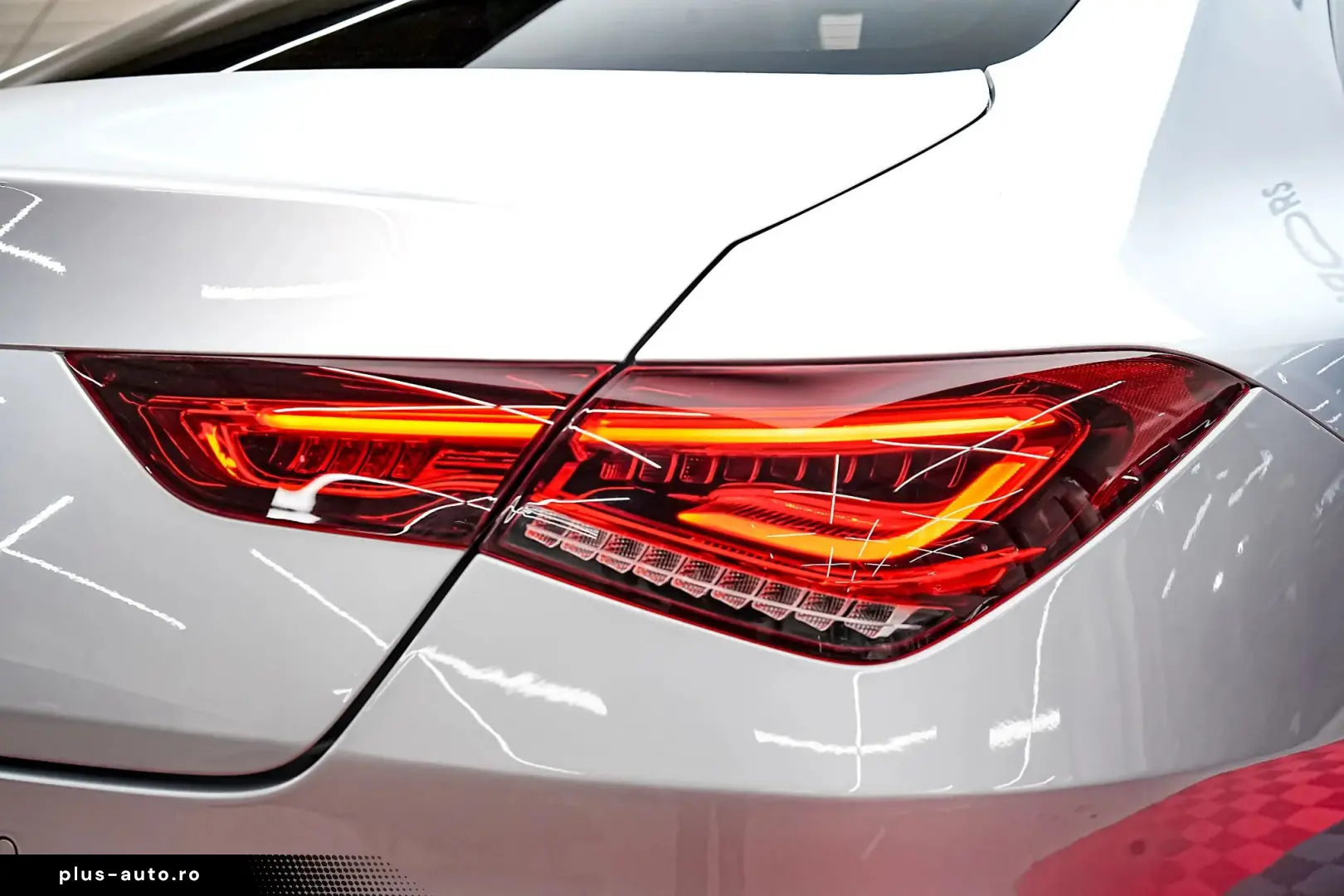 Mercedes-Benz Cla-180