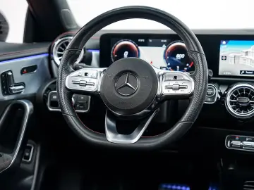 Mercedes-Benz Cla-180