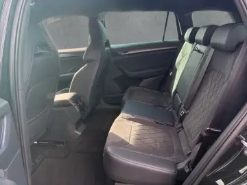 SKODA Kodiaq 2.0 TDI Sportline AHK LED NAVI PDC Tempom