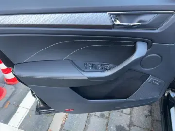 SKODA Kodiaq Style 2.0 TDI DSG Matrix-LED AHK Panorama