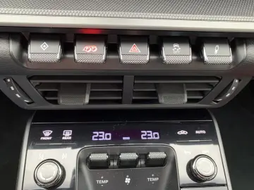 Porsche 911 Carrera 992.2 AERO SAG MATRIX SITZHZ. LEHZ.