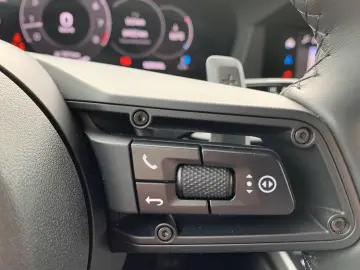 Porsche 911 Carrera 992.2 AERO SAG MATRIX SITZHZ. LEHZ.