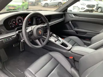 Porsche 911 Carrera 992.2 AERO SAG MATRIX SITZHZ. LEHZ.