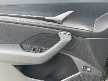 SKODA Kodiaq 2.0 TDI DSG SELECTION AHK LM19 MATRIX-LED