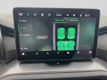 SKODA Kodiaq 2.0 TDI DSG SELECTION AHK LM19 MATRIX-LED