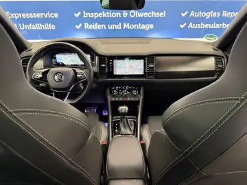 SKODA Kodiaq Sportline 4x4 2.0TDI Matrix AHK ACC DCC