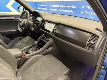 SKODA Kodiaq Sportline 4x4 2.0TDI Matrix AHK ACC DCC