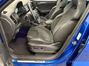 SKODA Kodiaq Sportline 4x4 2.0TDI Matrix AHK ACC DCC