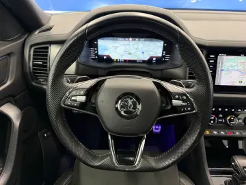 SKODA Kodiaq Sportline 4x4 2.0TDI Matrix AHK ACC DCC