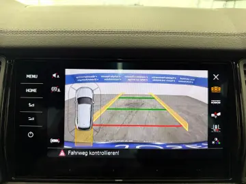 SKODA Kodiaq Sportline 4x4 2.0TDI Matrix AHK ACC DCC