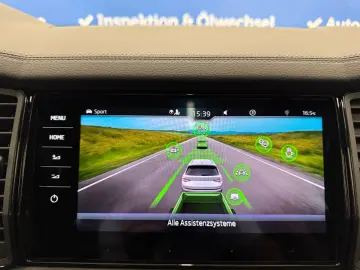 SKODA Kodiaq Sportline 4x4 2.0TDI Matrix AHK ACC DCC