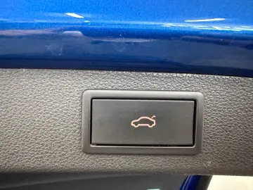 SKODA Kodiaq Sportline 4x4 2.0TDI Matrix AHK ACC DCC