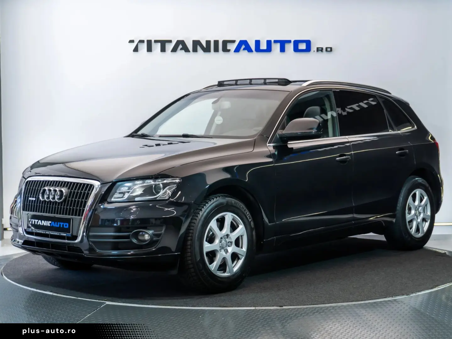Audi Q5 • Diesel • Trapa Panoramic •
