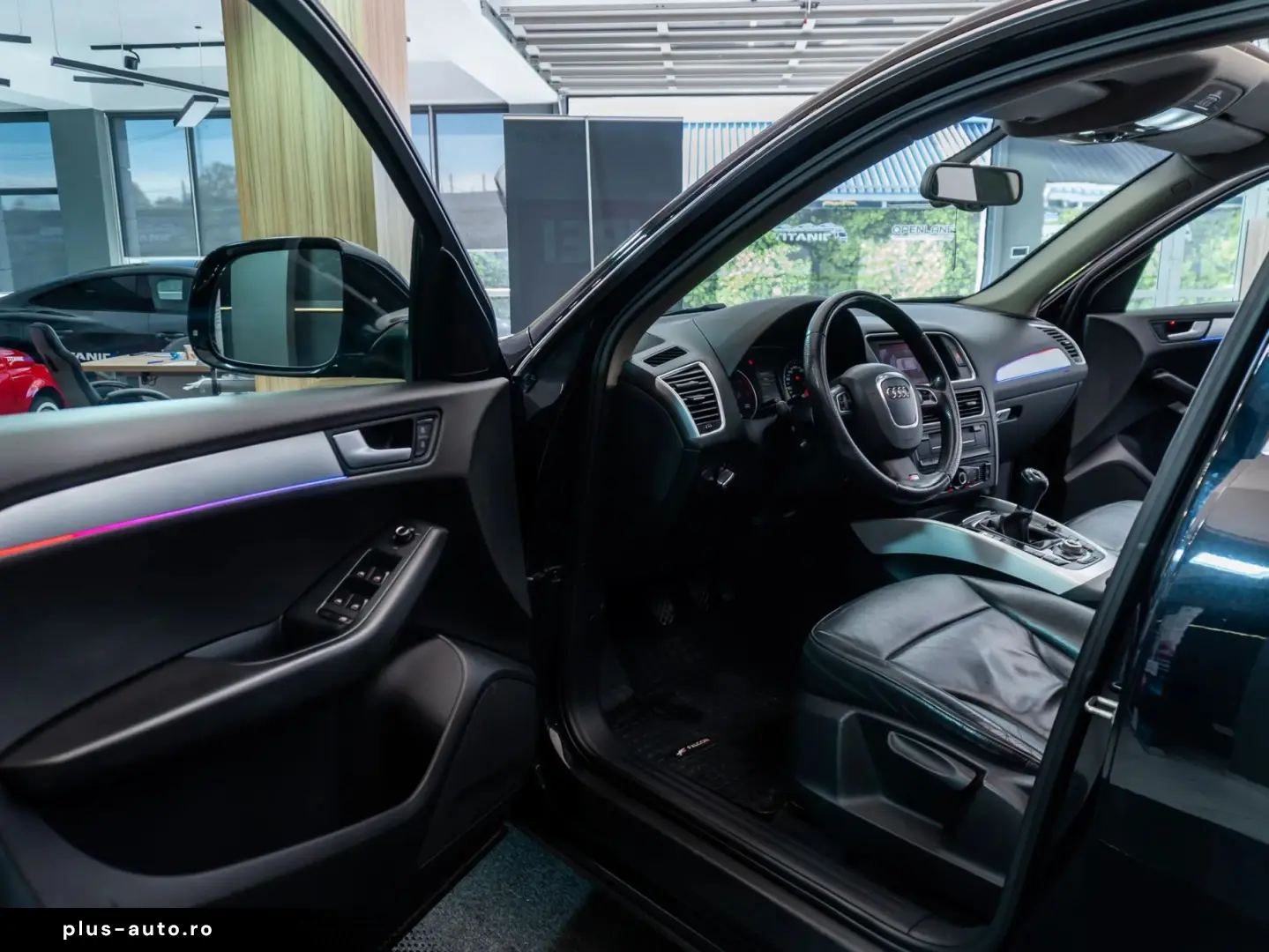 Audi Q5 • Diesel • Trapa Panoramic •