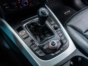 Audi Q5 • Diesel • Trapa Panoramic •