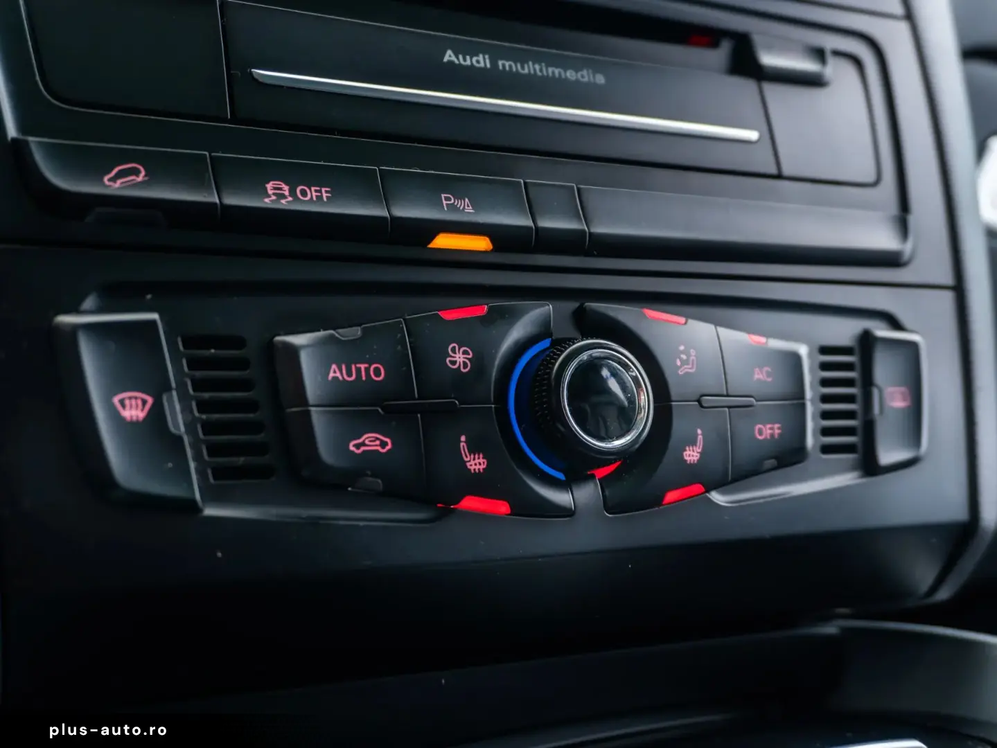 Audi Q5 • Diesel • Trapa Panoramic •