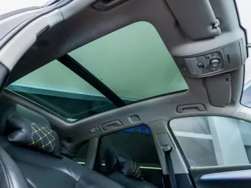 Audi Q5 • Diesel • Trapa Panoramic •