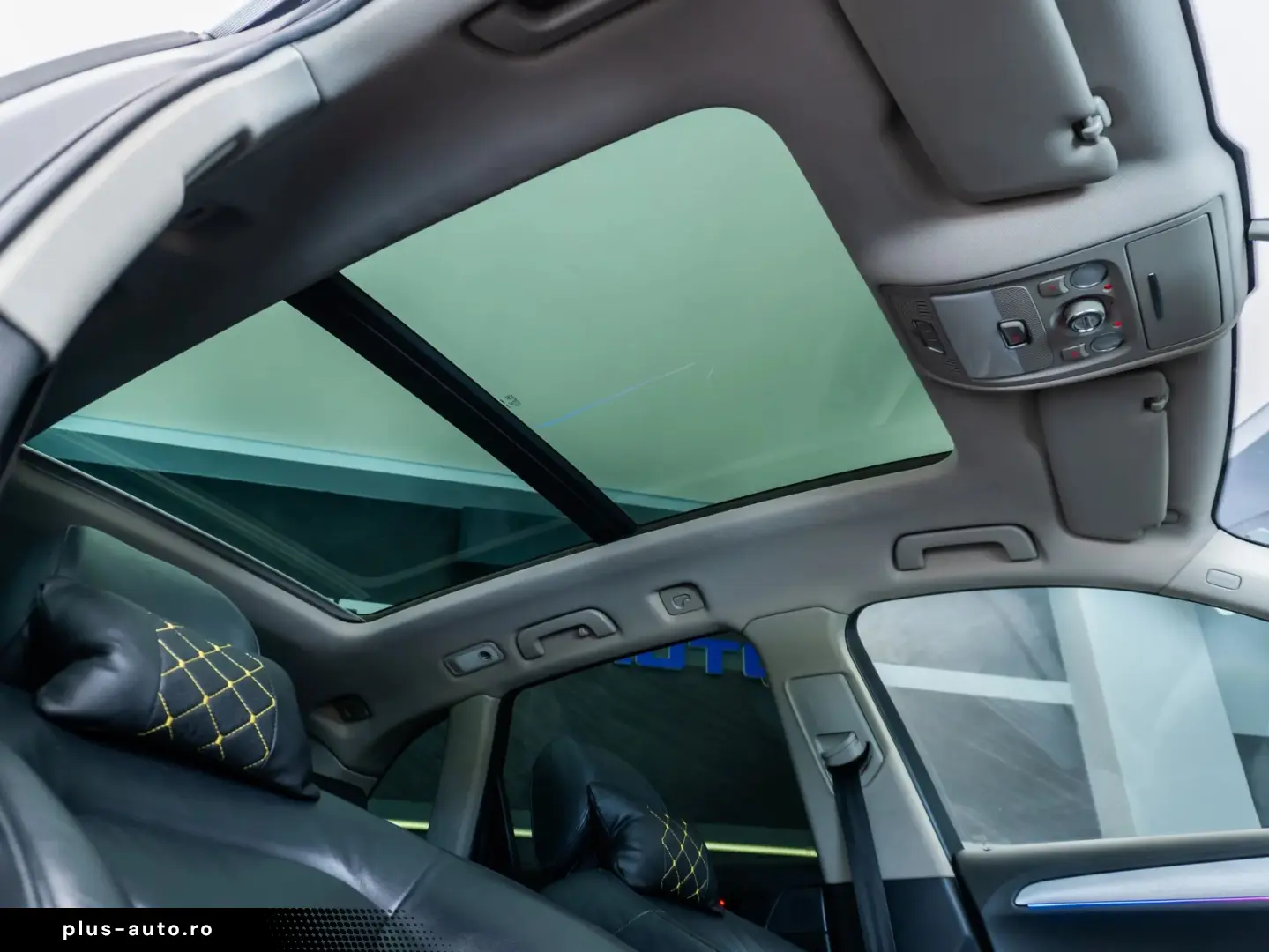 Audi Q5 • Diesel • Trapa Panoramic •