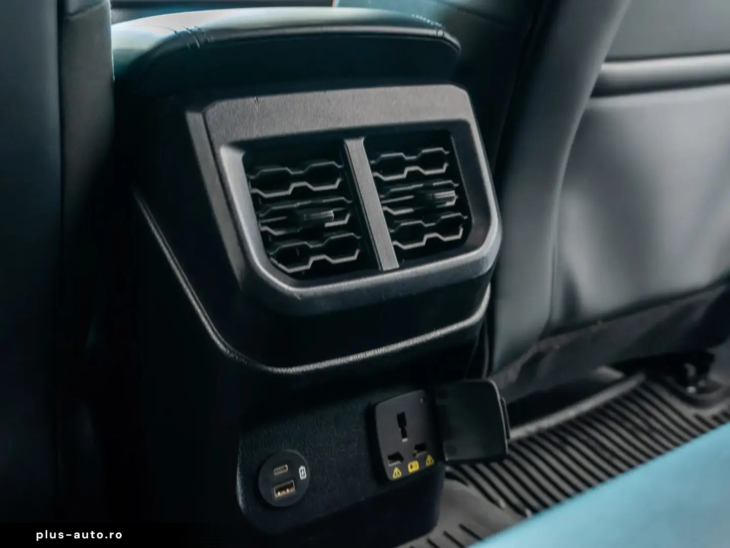 Ford Ranger Raptor • 3.0L • EcoBoost • Benzină • 4x4 • Autom