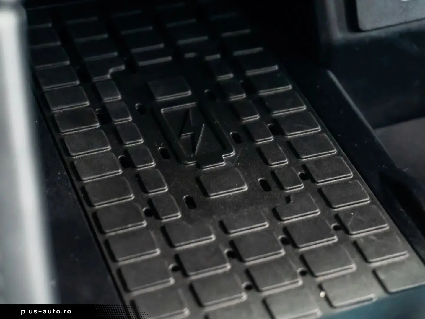 Ford Ranger Raptor • 3.0L • EcoBoost • Benzină • 4x4 • Autom