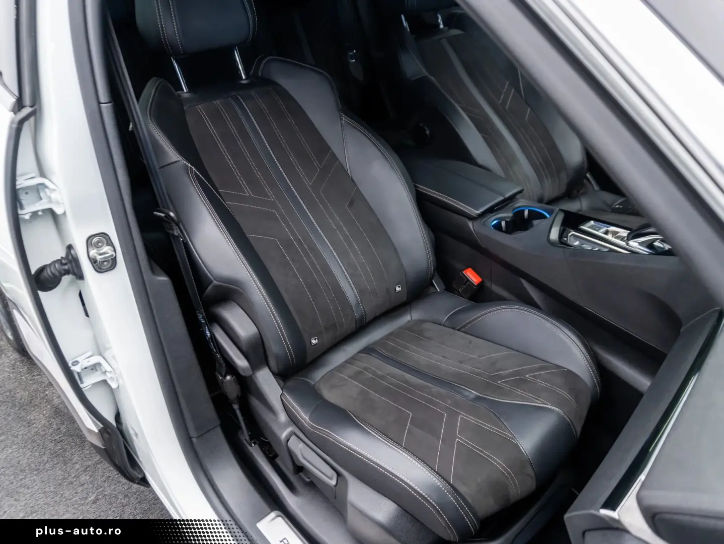 Peugeot 3008 GT Line • 2022 • DIESEL • EAT8 • LED • Pack Saf