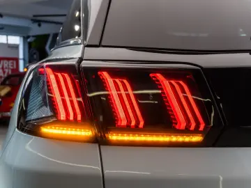 Peugeot 3008 GT Line • 2022 • DIESEL • EAT8 • LED • Pack Saf