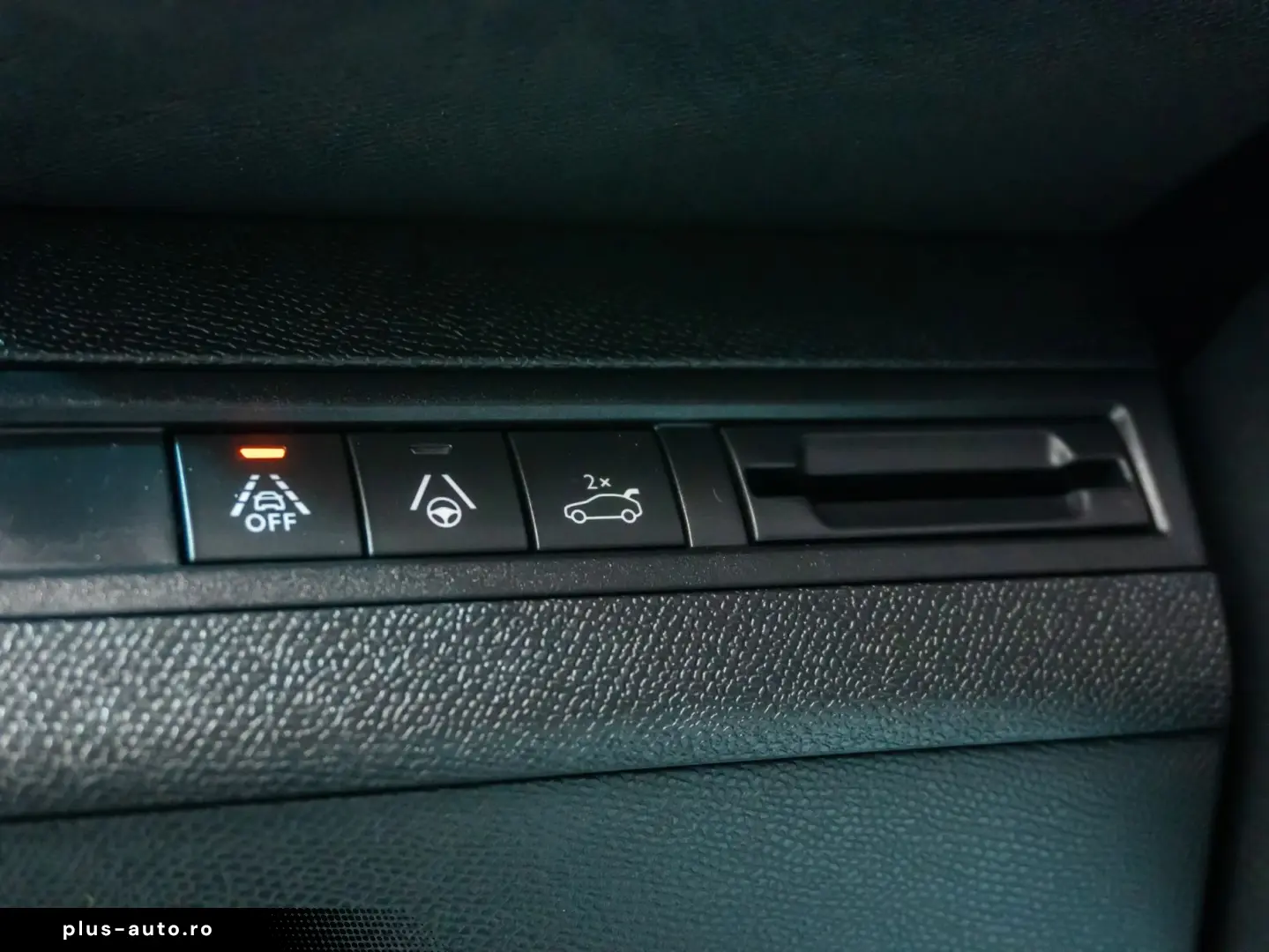 Peugeot 3008 GT Line • 2022 • DIESEL • EAT8 • LED • Pack Saf