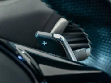 Peugeot 3008 GT Line • 2022 • DIESEL • EAT8 • LED • Pack Saf