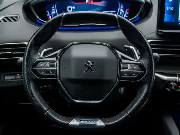 Peugeot 3008 GT Line • 2022 • DIESEL • EAT8 • LED • Pack Saf