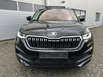 SKODA Kodiaq L&K 4x4PanoMatrix LederMemoryNavi 360