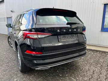 SKODA Kodiaq L&K 4x4PanoMatrix LederMemoryNavi 360