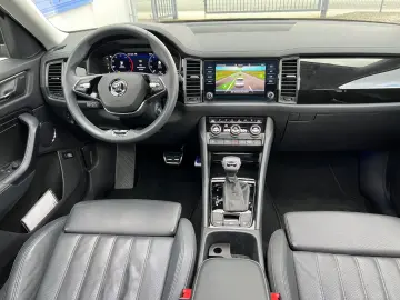 SKODA Kodiaq L&K 4x4PanoMatrix LederMemoryNavi 360