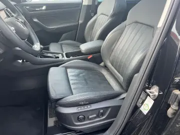 SKODA Kodiaq L&K 4x4PanoMatrix LederMemoryNavi 360