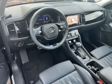 SKODA Kodiaq L&K 4x4PanoMatrix LederMemoryNavi 360